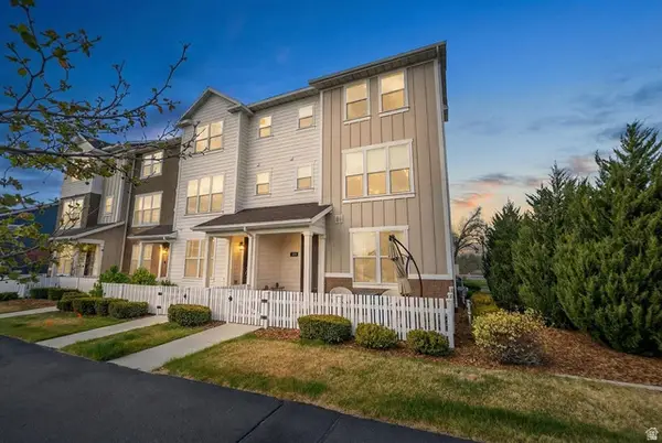 1007 W Painted Horse Ln, Bluffdale, UT 84065