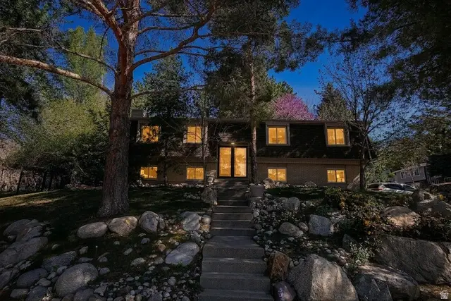 2555 E Chalet Rd S, Cottonwood Heights, UT 84093 - #2