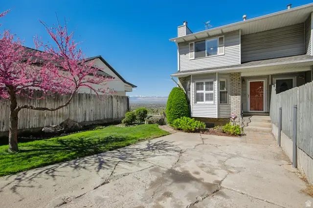 3073 E Stratton Dr S, Holladay, UT 84117 - #3