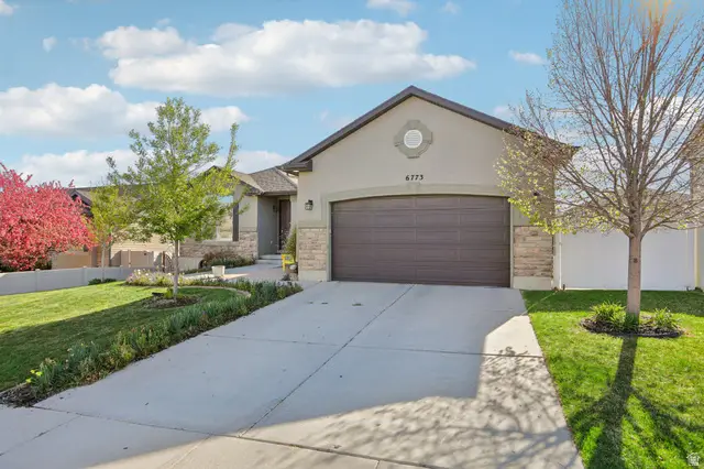 6773 S Liza Ln, West Jordan, UT 84081 - #3