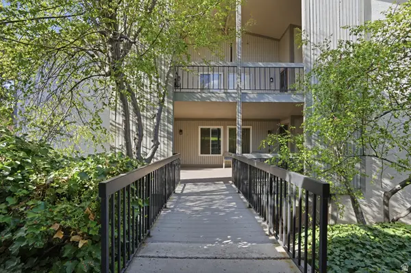 5835 S Waterbury Dr #I, Murray, UT 84121