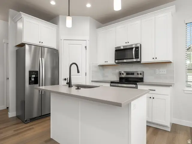 4152 W Hillscape Cir, Lehi, UT 84048 - #3