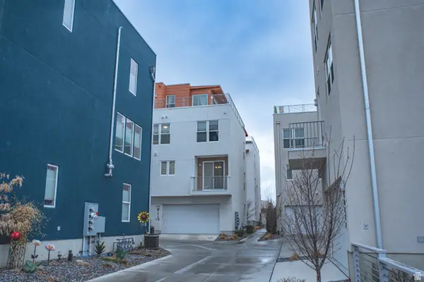 4678 W Vermillion Dr S, South Jordan, UT 84009