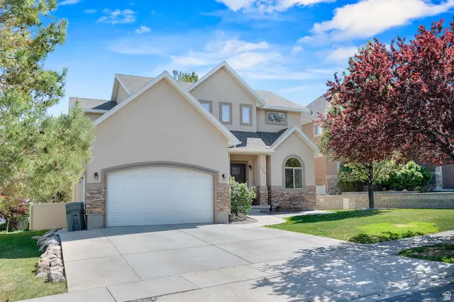 1374 S Lea Ct, Saratoga Springs, UT 84045 - #2