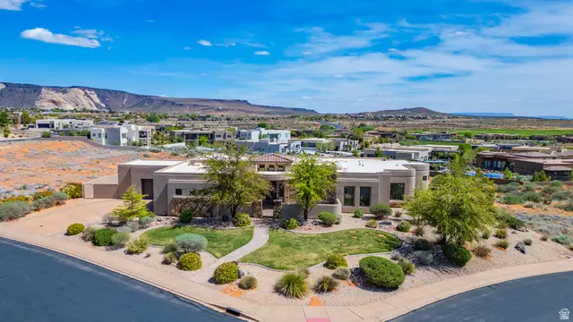 4976 N Mesquite Dr, Saint George, UT 84770 - #2