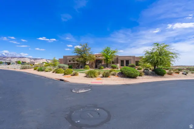 4976 N Mesquite Dr, Saint George, UT 84770 - #3