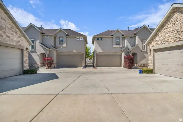 10782 S Wyngate Park Dr, South Jordan, UT 84095 - #2