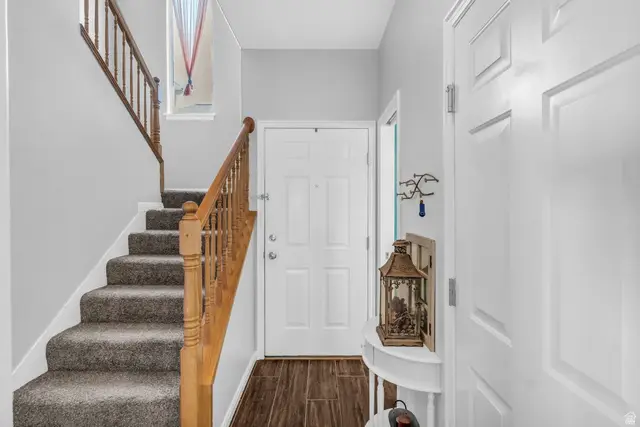 10782 S Wyngate Park Dr, South Jordan, UT 84095 - #3