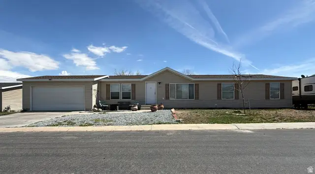 2039 S 150 W, Vernal, UT 84078 - #1
