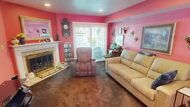 1386 W Telegraph Dr, Taylorsville, UT 84123 - #3