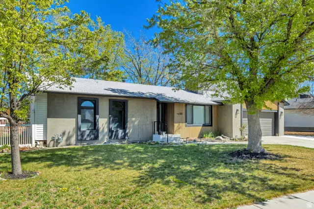 1797 E Ski View Dr Dr, Sandy, UT 84092 - #1