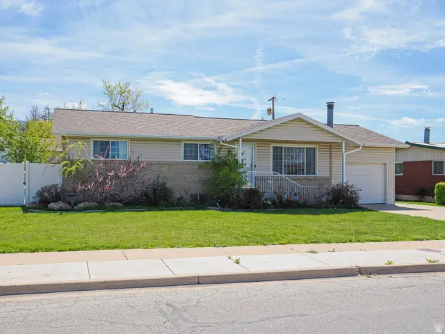 930 N Amethyst St, Layton, UT 84041 - #2