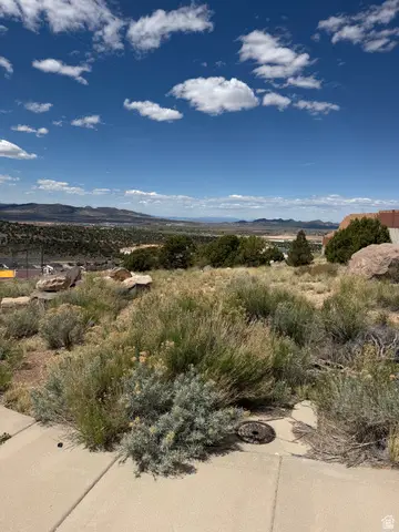 396 S Carmel Cir, Cedar City, UT 84720