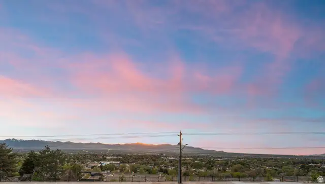 9750 S Indian Dr, Sandy, UT 84092 - #3