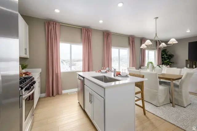 6084 W Sapphire St #332, West Jordan, UT 84081 - #3