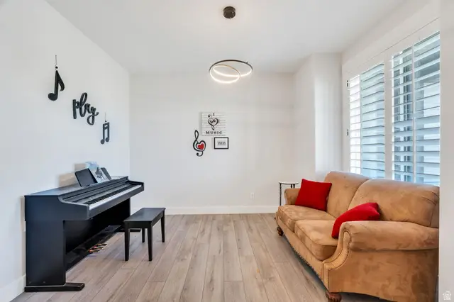 68 N 300 E, Santaquin, UT 84655 - #3