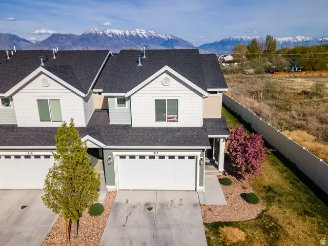 212 N Offshore Ct E, Saratoga Springs, UT 84045 - #3