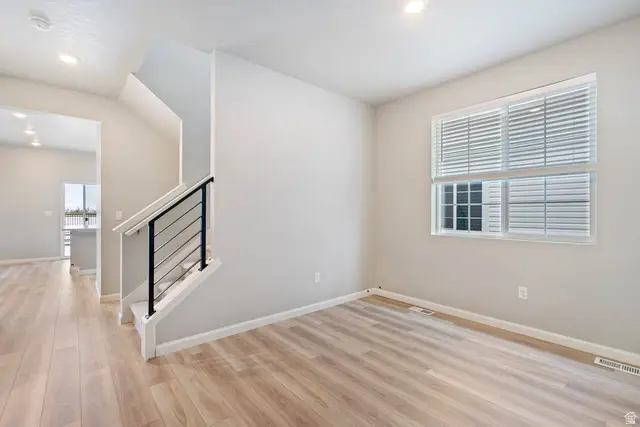 7047 N Sandstone Way, Eagle Mountain, UT 84005 - #3