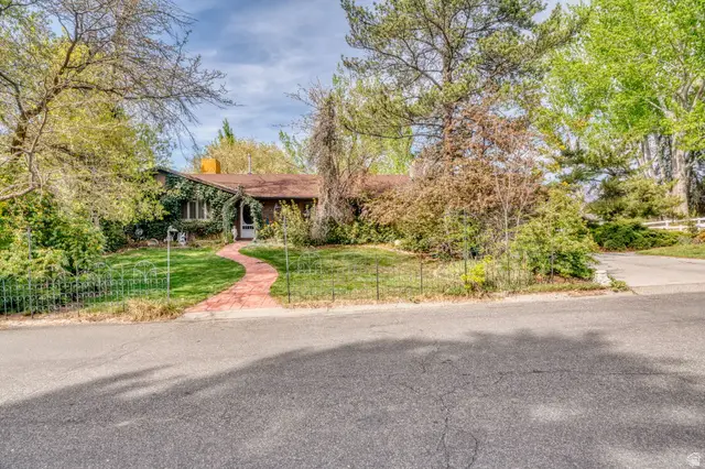 1467 E Pimlico Pl, Sandy, UT 84092 - #1