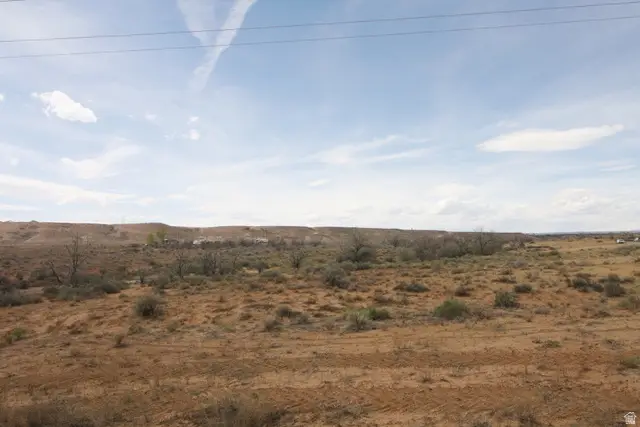 2701 N Cresent E, Roosevelt, UT 84066 - #3