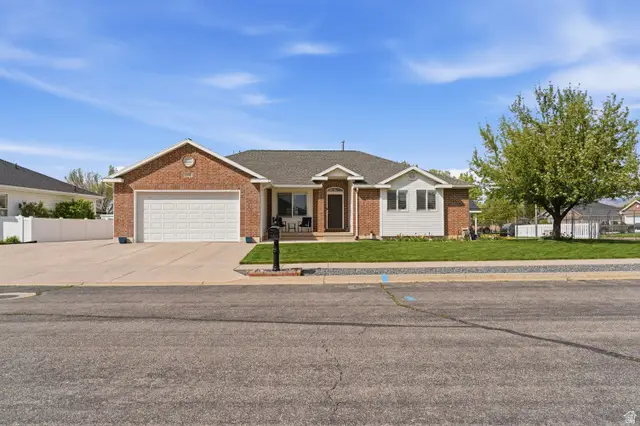 1174 W 1395 N, Clinton, UT 84015 - #1