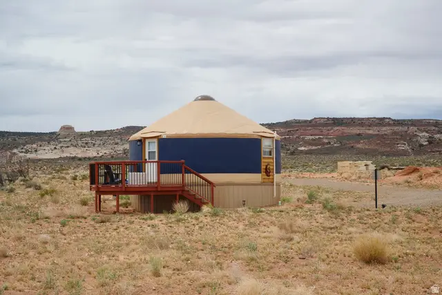 151 S Nomad Way, Big Water, UT 84741 - #2