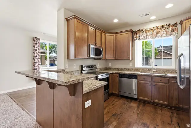 897 Halstead Dr, North Salt Lake, UT 84054 - #2