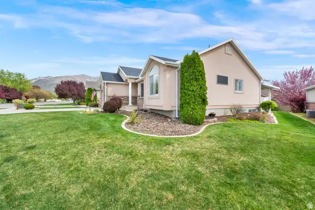 543 E 2300 N, North Ogden, UT 84414 - #3