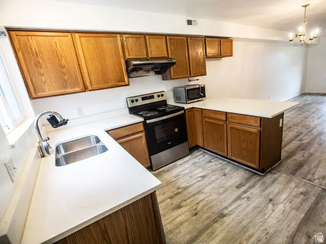 475 N Redwood Rd #30 Rd W, Salt Lake City, UT 84116 - #3