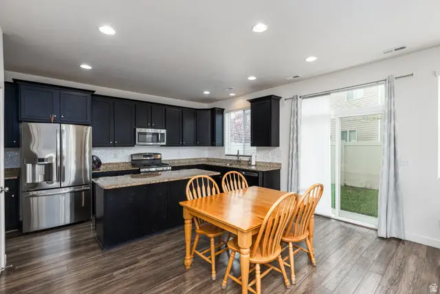1122 Stonehaven Dr, North Salt Lake, UT 84054 - #3