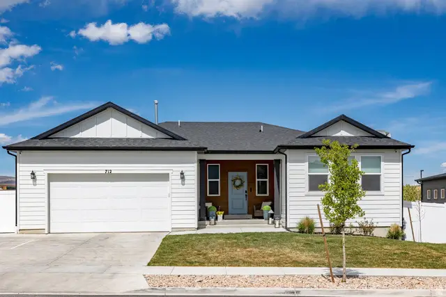 712 W Blue Mountain Dr, Saratoga Springs, UT 84045 - #1