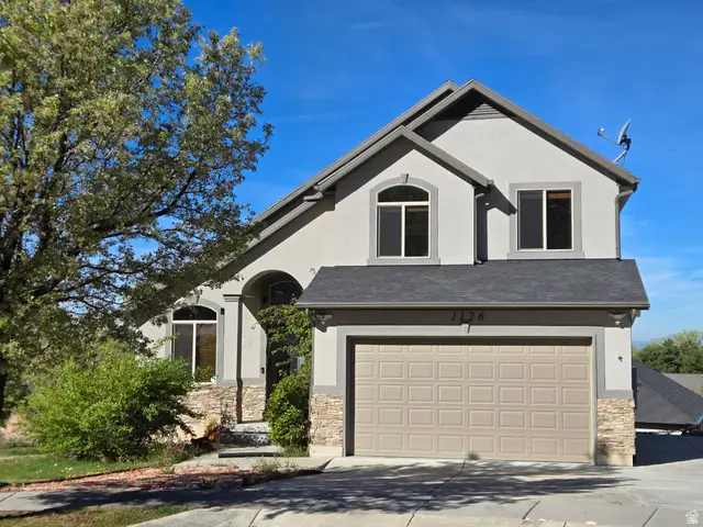 1126 E Benchview Dr N, North Ogden, UT 84404 - #1