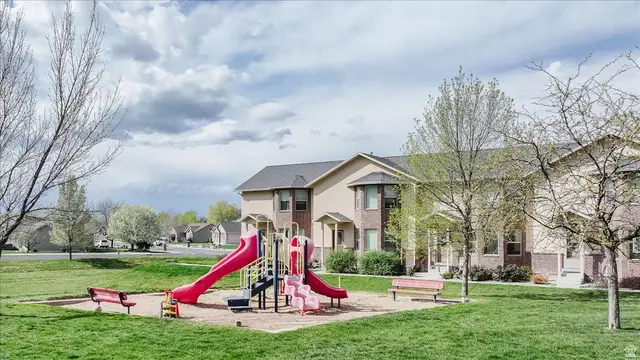 101 E 630 N #24, Smithfield, UT 84335 - #3