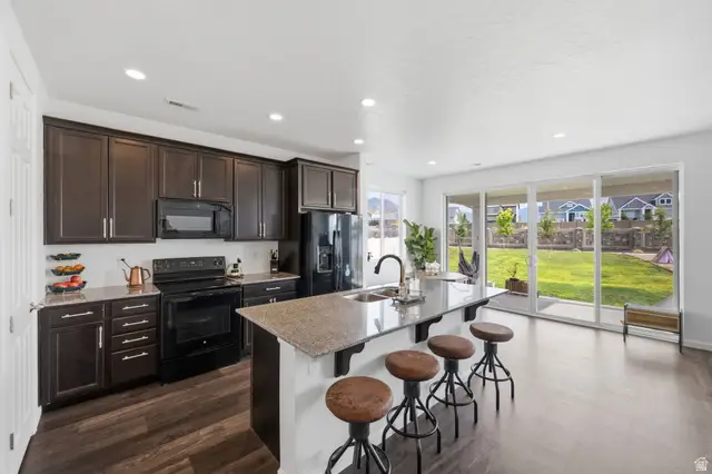 443 W Box Creek Dr, Stansbury Park, UT 84074 - #2