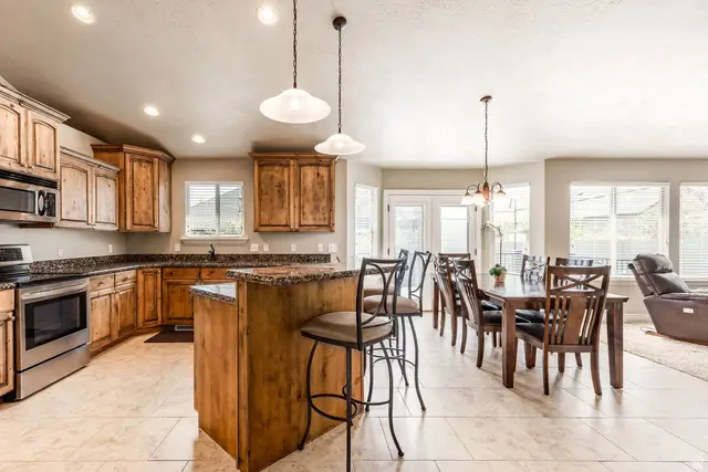 2967 W Durham Woods Way, Riverton, UT 84065 - #3