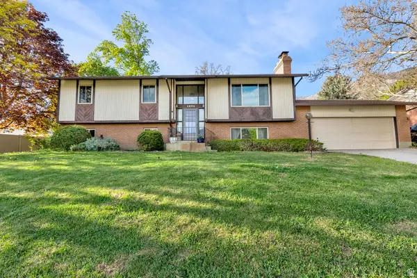 1074 E 3200 N, North Ogden, UT 84414