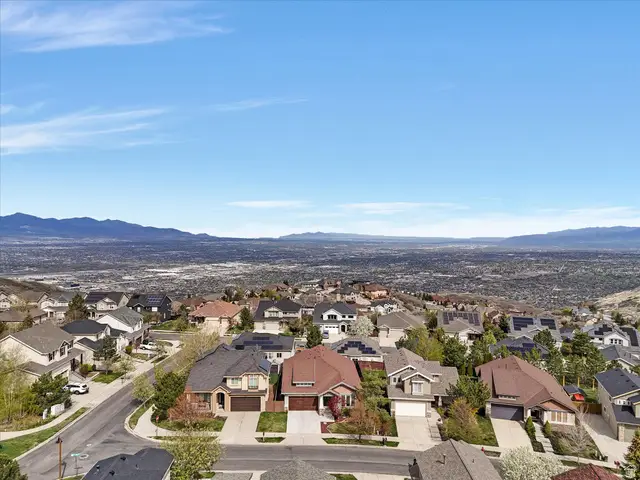 1873 E Oak Bend Dr, Draper, UT 84020 - #3