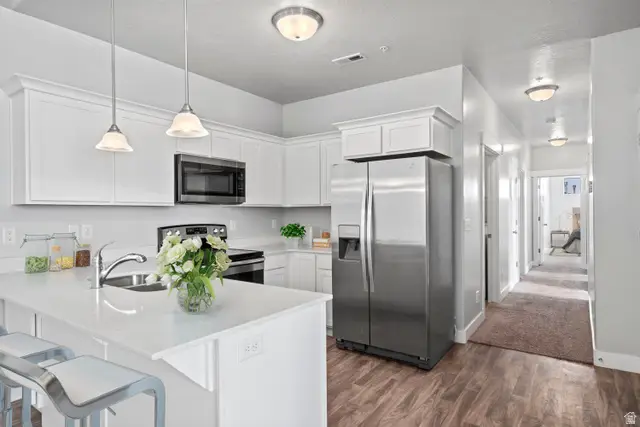 118 W Silver Springs Dr, Vineyard, UT 84059 - #2