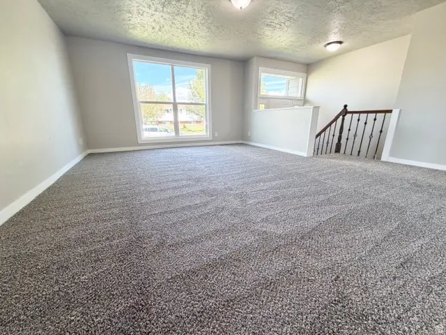 1310 Marilyn Dr, Syracuse, UT 84075 - #3