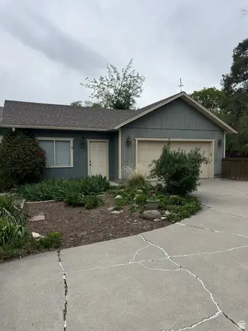 2181 E Arbor Ln, Holladay, UT 84117 - #3