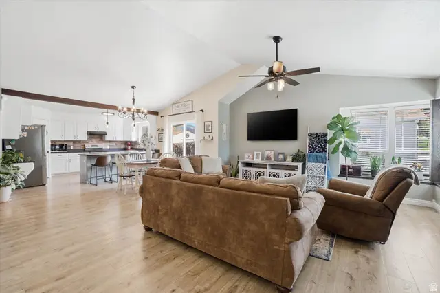 638 W 2550 S, Perry, UT 84302 - #3