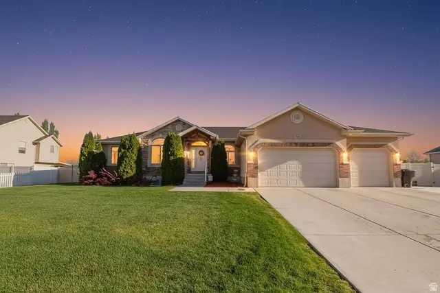 3328 W 1500 N, Clinton, UT 84015 - #1