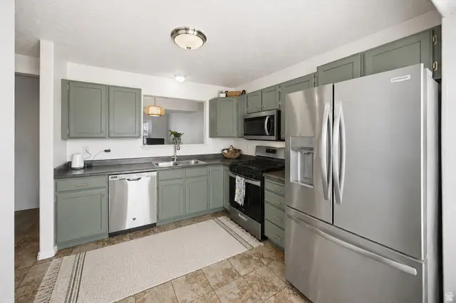 780 E Hamlet Cir S, Midway, UT 84049 - #3