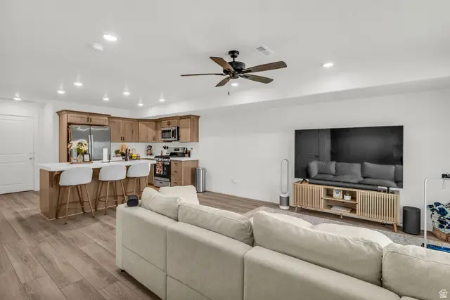 1402 N Meadow Ln, Spanish Fork, UT 84660 - #3