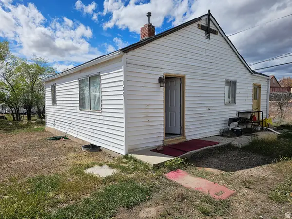 163 Carson Ave, East Carbon, UT 84520