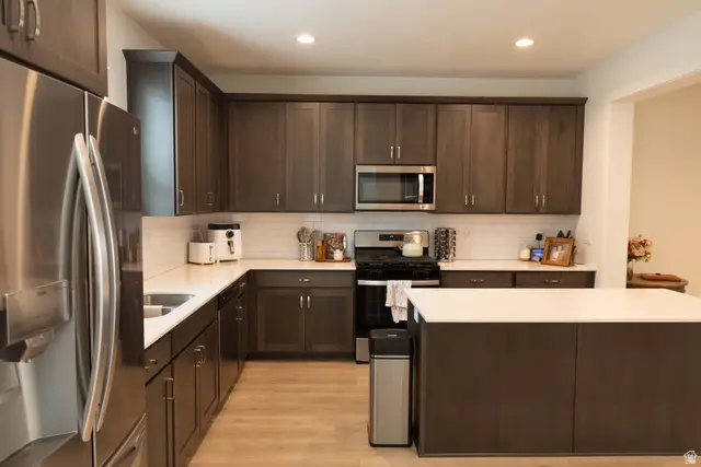 638 N Autumn Ash Cir #9, Kaysville, UT 84037 - #2