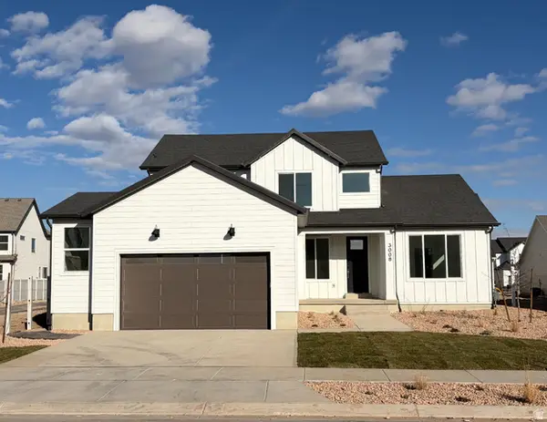 3008 N Kingbird Dr #618, Eagle Mountain, UT 84005