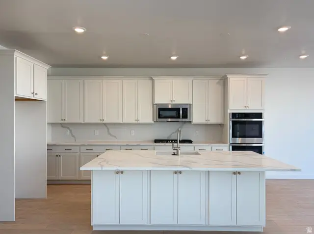 3008 N Kingbird Dr #618, Eagle Mountain, UT 84005 - #2