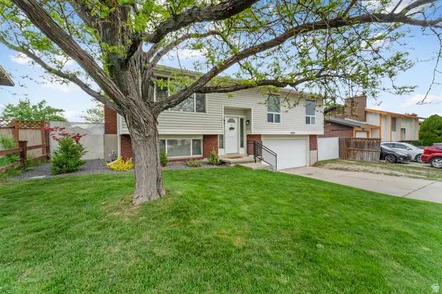 4884 S Huntington Rd W, Taylorsville, UT 84129 - #2
