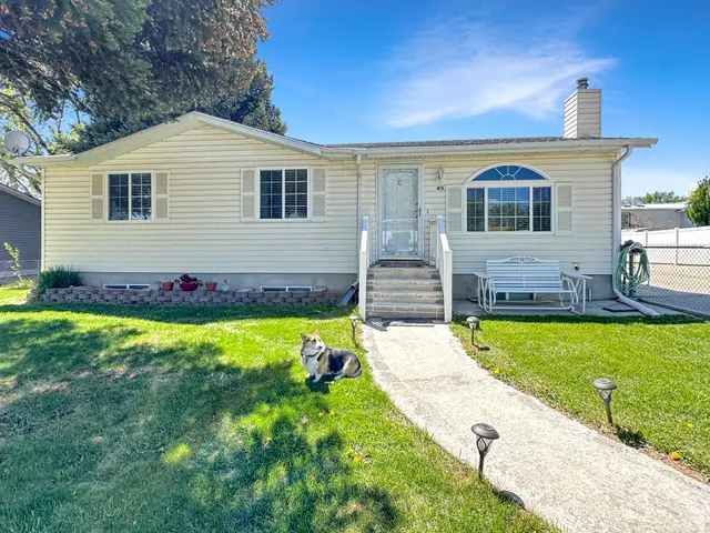415 N Cedar Ln, Orangeville, UT 84537 - #1